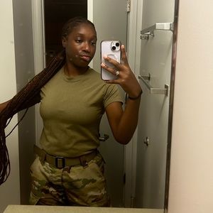 Meet your Posher, Destiny